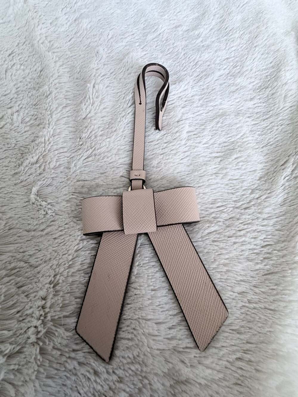 Kate Spade Saffiano Faux Leather Bow Bag Charm